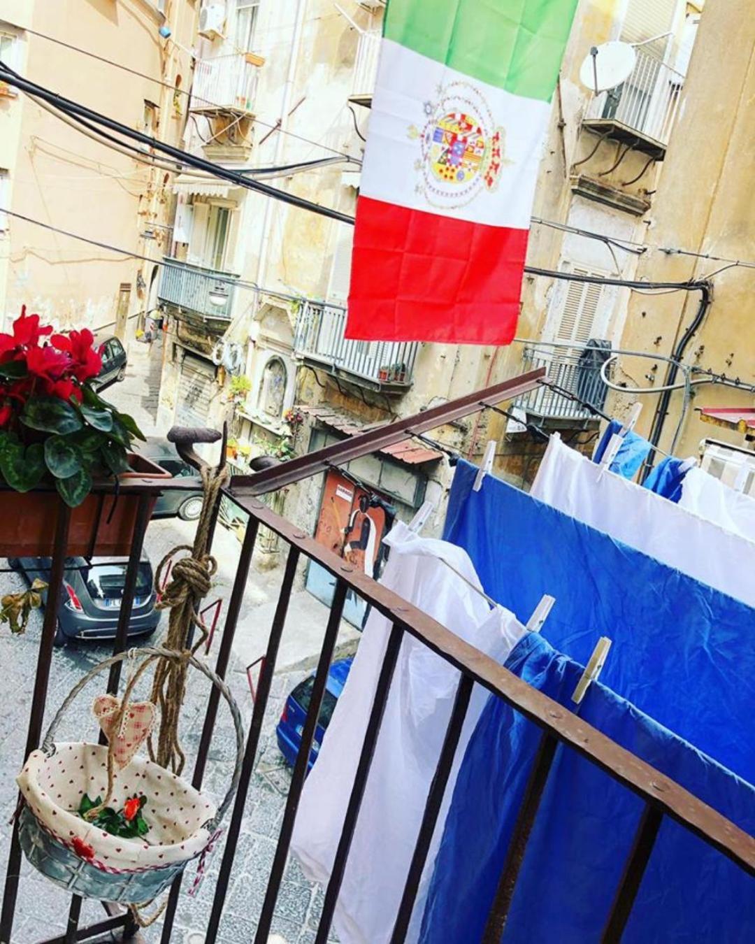 Casa Ra Bella Mbriana Lejlighed Napoli Eksteriør billede